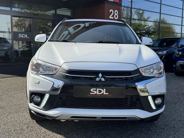 Mitsubishi ASX 1.6 Cleartec Instyle // NAVI // CMAERA // CRUISE // STOELVERWARMING // TREKHAAK // LICHT METALEN VELGEN //