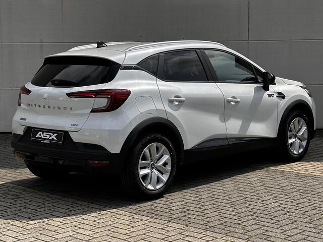 Mitsubishi ASX 1.8 HEV AT Intense / ¤ 3.000,- Voordeel op de nieuwprijs! / 8 Jaar Fabrieksgarantie / Achteruitrijcamera / Navigatie via Apple Carplay & Android Auto / Keyless Entry & Start / Verwarmde Voorstoelen / Cruise- en Climate Control /