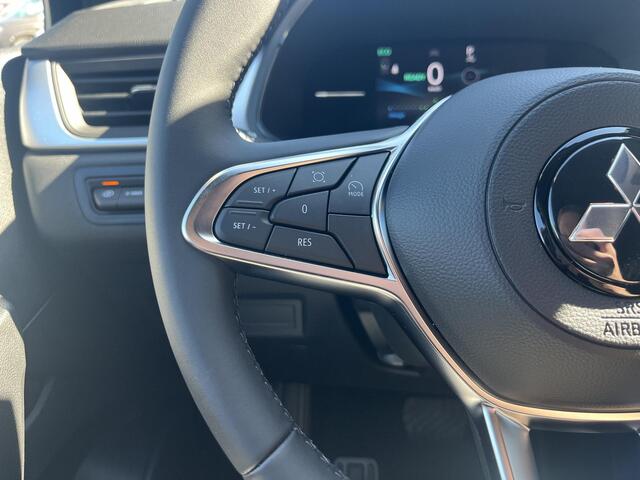 Mitsubishi ASX 1.8 HEV AT Black Edition / ¤2.000,- Voordeel Op De Nieuwprijs / Black Edition / Apple Carplay&Android Auto / Elektrische Climate Control / Stoelverwarming / Lichtmetalen Velgen 18" /
