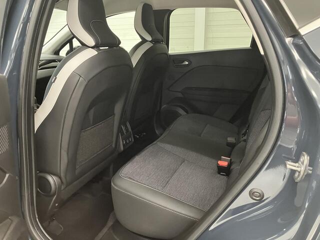 Mitsubishi ASX 1.6 HEV AT Intense+ / Eerste Eigenaar / Dealer Onderhouden / All Seasonbanden / Trekhaak / Apple CarPlay/Android Auto / Camera / Half Lederenbekleding / Cruise Control / Climate Control /