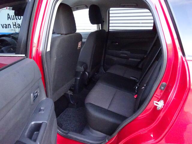 Mitsubishi ASX 1.6 CARPLAY TREKHAAK ALL SEASONBANDEN 1.200 KG TREKKEN