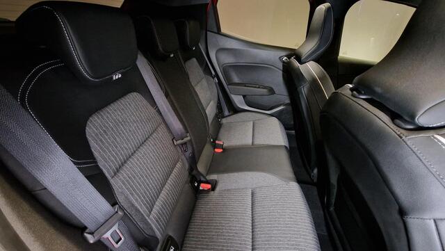 Mitsubishi COLT 1.6 HEV Instyle Hybrid