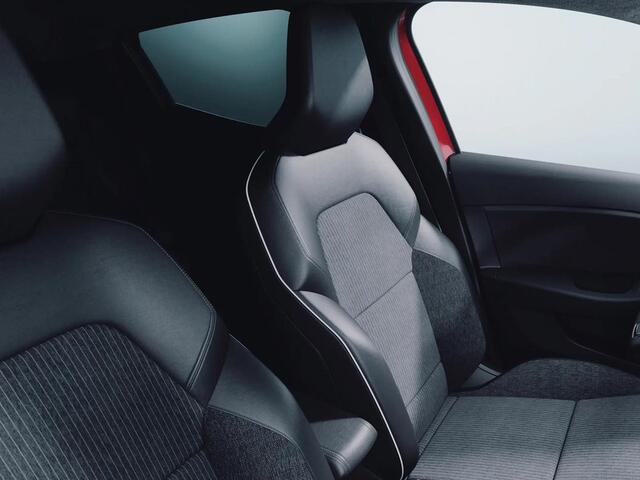 Mitsubishi COLT 1.6 HEV Instyle Hybrid