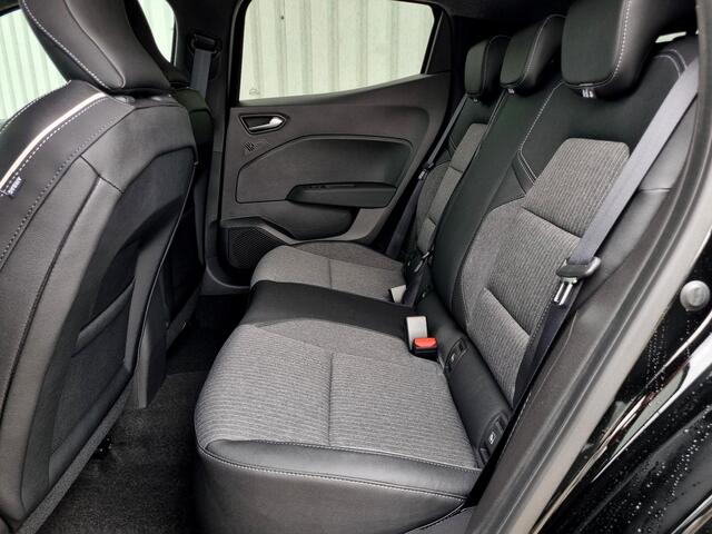 Mitsubishi COLT 1.6 HEV Instyle / ¤2.500.- Voordeel Op Nieuwprijs / ¤30.090,0 Rijklaarprijs / Direct Leverbaar /
