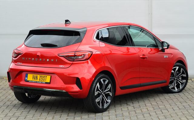 Mitsubishi COLT HEV 1.6 A/T INSTYLE | HYBRIDE | FULL OPTIONS | NAVI | BOSE | 360 CAMERA | ALL SEASON BANDEN | DODE HOEK ASSIST | STOEL & STUURVERWARMING | FABRIEKSGARANTIE TOT 07-06-2032* | ALL IN RIJKLAARPRIJS