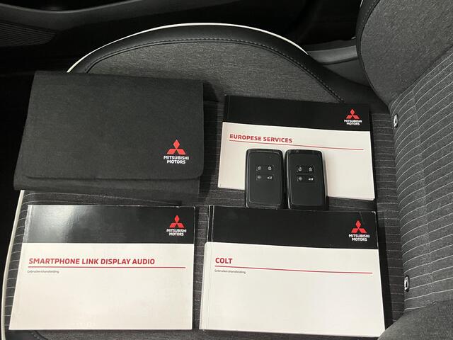 Mitsubishi COLT 1.6 HEV Instyle / Bose Audio / Navigatie / 360 Graden Camera / Stoel- en Stuurverwarming / Apple CarPlay/Android Auto /