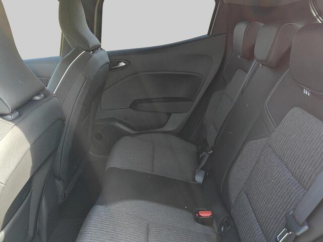 Mitsubishi COLT 1.6 HEV Intense+ Tot ¤ 4.000,- VOORDEEL!