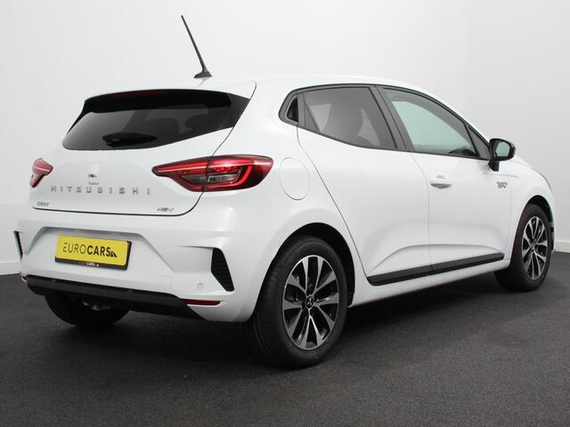 Mitsubishi COLT 1.6 HEV Automaat Intense DEMO Navigatie d.m.v. Apple Carplay/Android Auto Camera Climate Control Cruise Control Lichtmetalen velgen Extra Getint Glas Digitale Cockpit