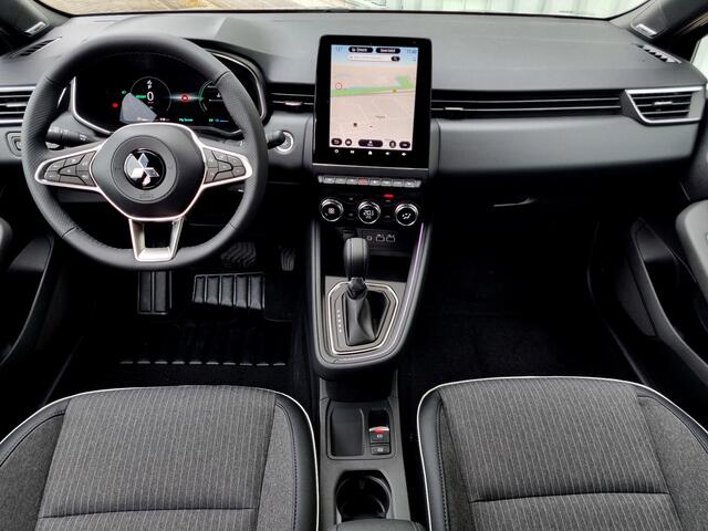 Mitsubishi COLT 1.6 HEV Intense+ / ¤4000,- Voordeel Op Nieuwprijs / Rijklaarprijs / Direct Leverbaar / 8 Jaar Fabrieksgarantie /