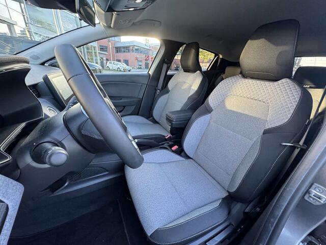 Mitsubishi COLT 1.6 HEV Intense Achteruitrijcamera, Parkeersensoren Rondom, Lichtmetalen Velgen, Climate Control, Enz...