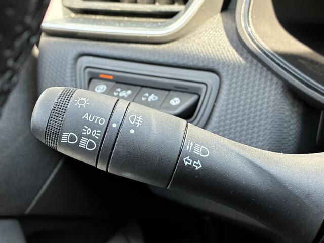 Mitsubishi COLT 1.6 HEV Intense+ | All Seasons