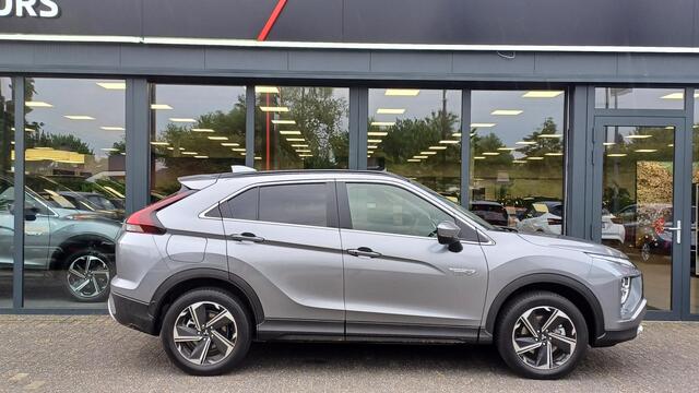Mitsubishi ECLIPSE Cross 2.4 PHEV Intense+