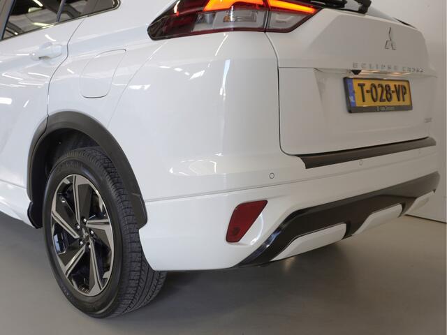 Mitsubishi ECLIPSE Cross 2.4 PHEV Executive | Navigatie | 360° camera | Adaptieve cruise control | Stuurverwarming