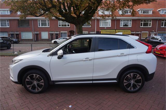 Mitsubishi ECLIPSE Cross 1.5 DI-T First Edition NIEUWSTAAT..... APPLECARPLAY..... 164 PK.....