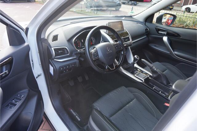 Mitsubishi ECLIPSE Cross 1.5 DI-T First Edition NIEUWSTAAT..... APPLECARPLAY..... 164 PK.....