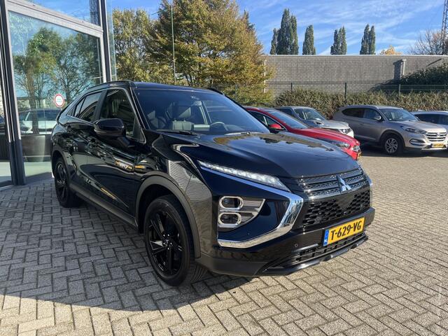 Mitsubishi ECLIPSE 2.4 PHEV Black edition Afneembare Trekhaak/ Navi / Camera