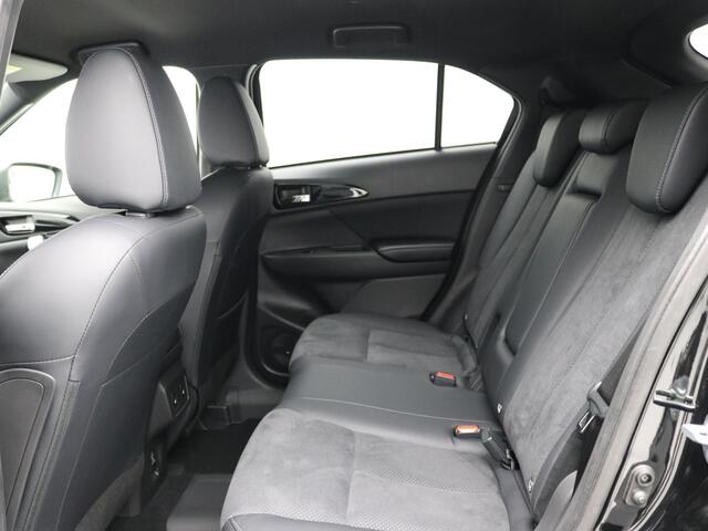 Mitsubishi ECLIPSE Cross 2.4 PHEV Executive / 8 Jaar Fabrieksgarantie / Navigatie + Apple Carplay/Android Auto / Full Option / Parkeerhulp / Climate control /