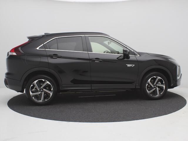 Mitsubishi ECLIPSE Cross 2.4 PHEV Executive / 8 Jaar Fabrieksgarantie / Navigatie + Apple Carplay/Android Auto / Full Option / Parkeerhulp / Climate control /