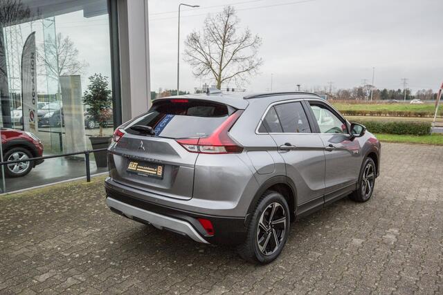Mitsubishi ECLIPSE Cross 2.4 PHEV Intense+
