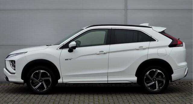 Mitsubishi ECLIPSE Cross PHEV 2.4 EXECUTIVE 4WD | PLUG IN HYBRID | V2G | ALL SEASON BANDEN | ADAPTIEF CRUISE | FABRIEKGARANTIE TOT 21-12-2028 | ALL-IN RIJKLAARPRIJS