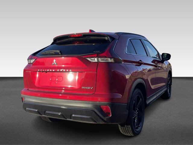 Mitsubishi ECLIPSE Cross 2.4 PHEV Black Edition Van ¤ 47.630,- voor ¤ 39.430,-
