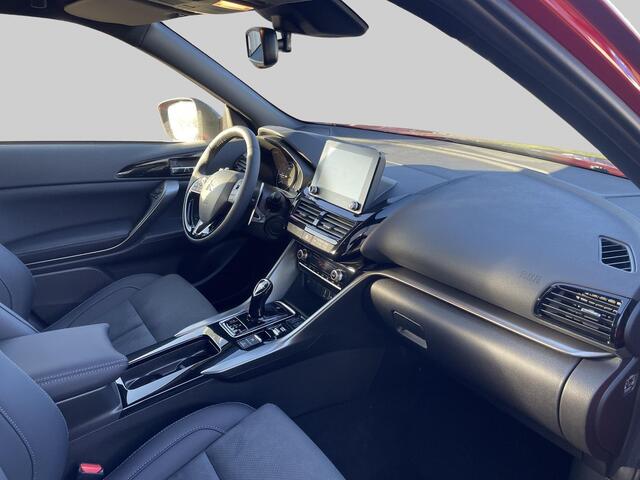 Mitsubishi ECLIPSE Cross 2.4 PHEV Black Edition Van ¤ 47.630,- voor ¤ 39.430,-