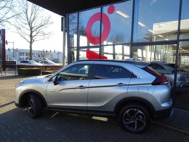 Mitsubishi ECLIPSE Cross 2.4 PHEV Intense+ 188 PK NIEUWE AUTO !!