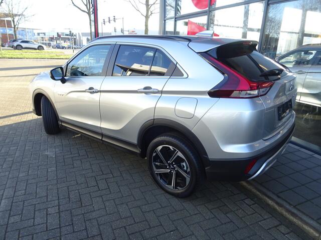 Mitsubishi ECLIPSE Cross 2.4 PHEV Intense+ 188 PK NIEUWE AUTO !!
