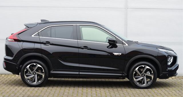 Mitsubishi ECLIPSE Cross PHEV 2.4 EXECUTIVE 4WD | PLUG IN HYBRID | ALL SEASON BANDEN | ADAPTIEF CRUISE | FABRIEKGARANTIE TOT 04-05-2031* | ALL-IN RIJKLAARPRIJS