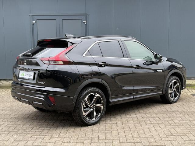 Mitsubishi ECLIPSE Cross 2.4 PHEV Executive 1500 KG Trekgewicht / Stuurwiel Verwarmbaar / Stoelverwarming / Apple Carplay / 360 Graden Camera / Adaptieve Cruise Control / Dode Hoek Detectie