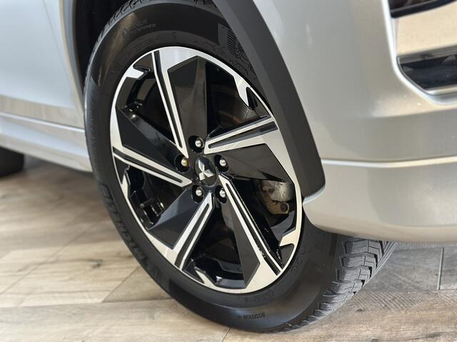 Mitsubishi ECLIPSE Cross 2.4 PHEV Executive Airco ECC | LED | 360 Camera | Trekhaak | Adaptive Cruise | Stoelverwarming | Apple Carplay Android Auto | isofix | NAP |
