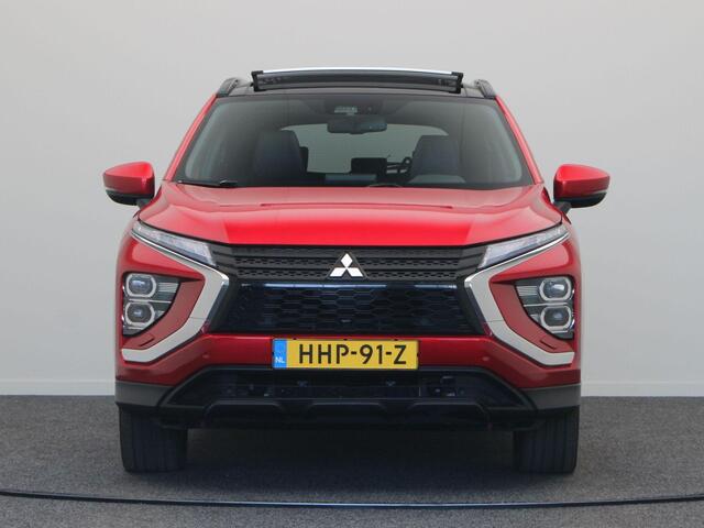 Mitsubishi ECLIPSE Cross 2.4 PHEV Instyle | Leder | Panorama dak | Stoel & stuur verwarming |