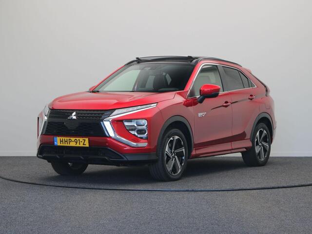 Mitsubishi ECLIPSE Cross 2.4 PHEV Instyle | Leder | Panorama dak | Stoel & stuur verwarming |