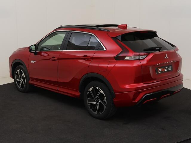 Mitsubishi ECLIPSE 2.4 PHEV Intense+ | Panorama dak Elektr. | Adaptieve Cruise | Ca