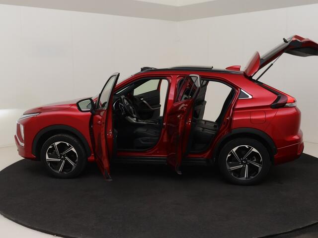 Mitsubishi ECLIPSE 2.4 PHEV Intense+ | Panorama dak Elektr. | Adaptieve Cruise | Ca