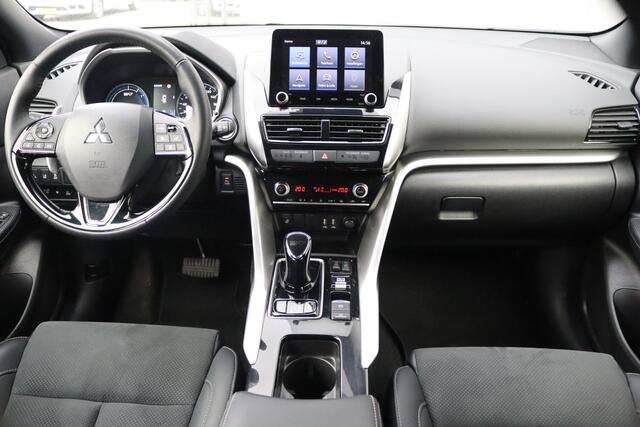 Mitsubishi ECLIPSE Cross 2.4 PHEV Intense + Sport-pack/Navigatie/Winter-Pack/Camera/Adaptive-Cruise
