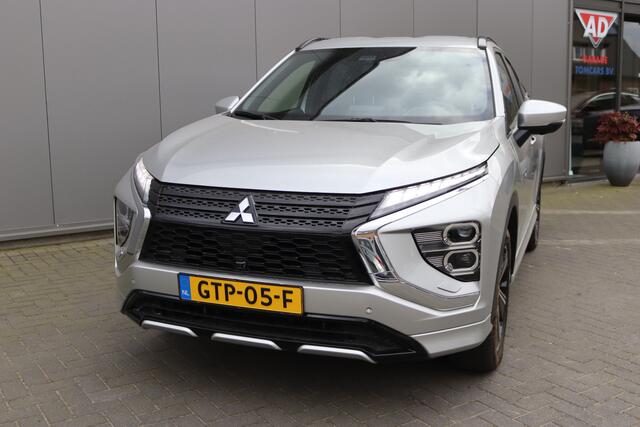Mitsubishi ECLIPSE Cross 2.4 PHEV Intense + Sport-pack/Navigatie/Winter-Pack/Camera/Adaptive-Cruise