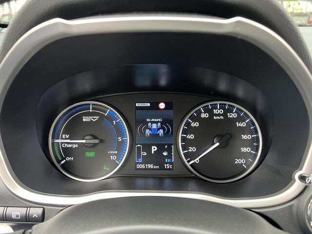 Mitsubishi ECLIPSE Cross 2.4 PHEV Executive | Stoel- en stuurverwarming | Adaptieve Cruise Control | Navigatie |