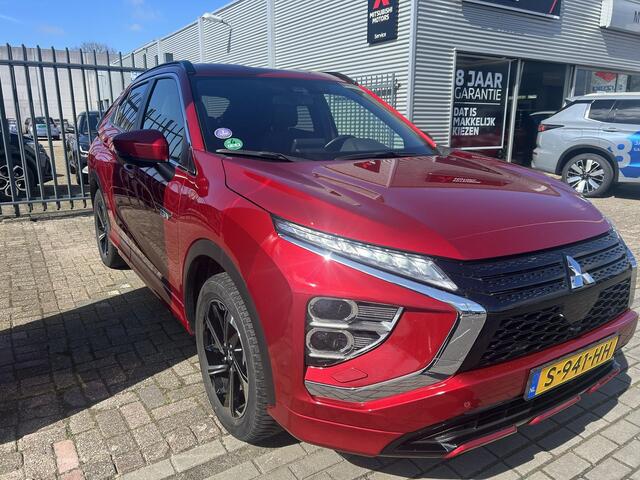 Mitsubishi ECLIPSE Cross 2.4 PHEV Executive All seizoenbanden|Trekhaak|1500 kg trekgewicht