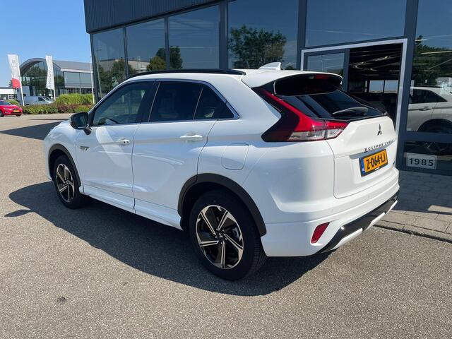 Mitsubishi ECLIPSE Cross 2.4 PHEV Instyle Panoramadak|vol Leer