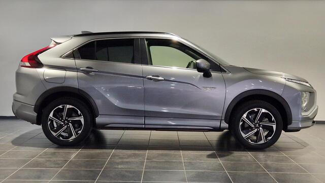 Mitsubishi ECLIPSE Cross 2.4 PHEV Instyle | Panoramadak