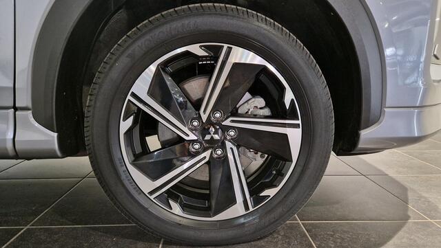 Mitsubishi ECLIPSE Cross 2.4 PHEV Instyle | Panoramadak