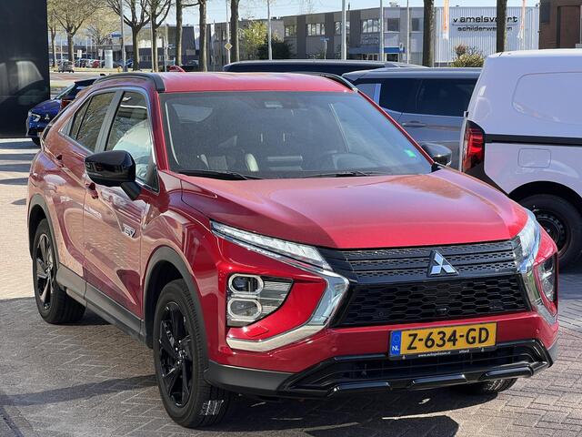 Mitsubishi ECLIPSE Cross 2.4 PHEV Black Edition | Adaptieve Cruise Control | Navigatie | FABRIEKSGARANTIE TOT 03-2032!