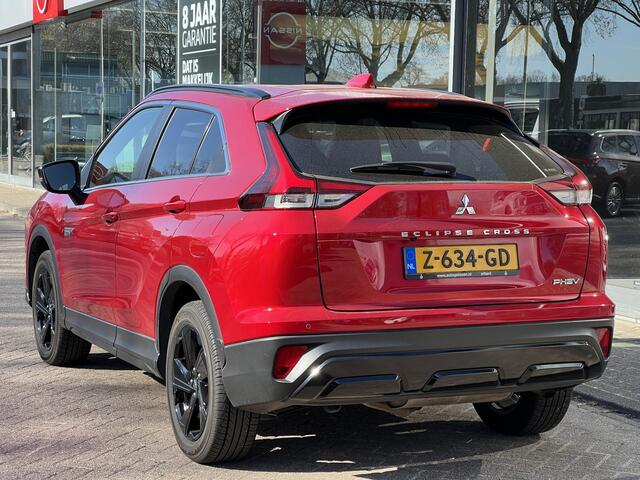 Mitsubishi ECLIPSE Cross 2.4 PHEV Black Edition | Adaptieve Cruise Control | Navigatie | FABRIEKSGARANTIE TOT 03-2032!