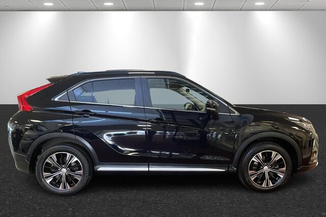 Mitsubishi ECLIPSE Cross 1.5 DI-T 4WD Instyle 360 camera, Leer, Panorama dak