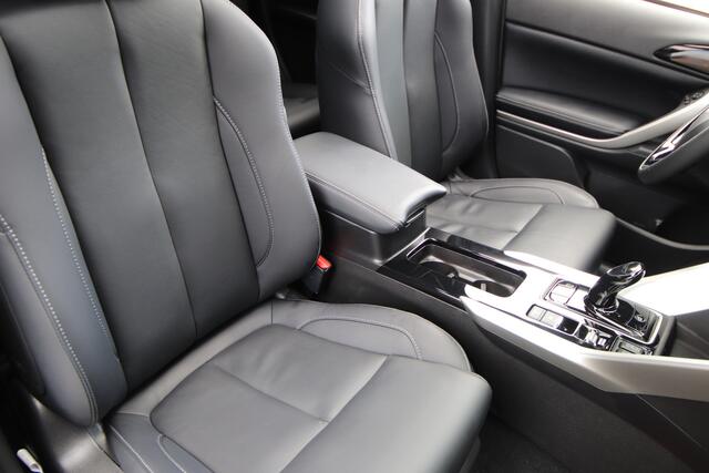 Mitsubishi ECLIPSE Cross 2.4 PHEV Instyle NL-Auto, Pano, Leder, Adaptive cr
