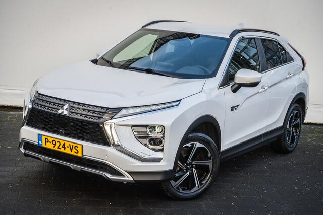 Mitsubishi ECLIPSE Cross 2.4 PHEV Intense+ AWD Trekhaak/ Half leer/ Elektr. stoelen/ Full led/ Carplay/ Stoelverwarming