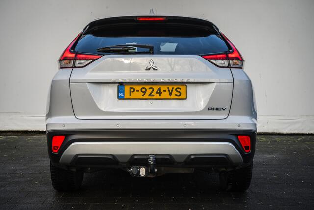 Mitsubishi ECLIPSE Cross 2.4 PHEV Intense+ AWD Trekhaak/ Half leer/ Elektr. stoelen/ Full led/ Carplay/ Stoelverwarming