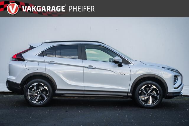 Mitsubishi ECLIPSE Cross 2.4 PHEV Intense+ AWD Trekhaak/ Half leer/ Elektr. stoelen/ Full led/ Carplay/ Stoelverwarming