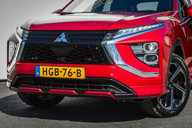 Mitsubishi ECLIPSE Cross 2.4 PHEV Aut. Executive AWD Trekhaak/ Navigatie/ Stuur+stoelverwarming/ Carplay/ LED/ Camera